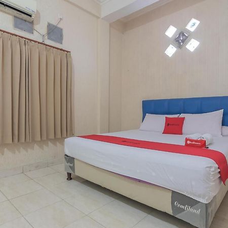 Reddoorz Syariah Near Terminal Batu Ampar 2 Hotel Balikpapan  Exterior photo